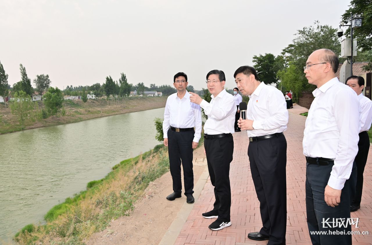 王东峰在沧州市调研检查时强调 加快地下水超采综合治理和大运河