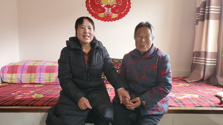 新春走基层总书记来过我的家②唐宗秀外嫁的闺女回村打工了