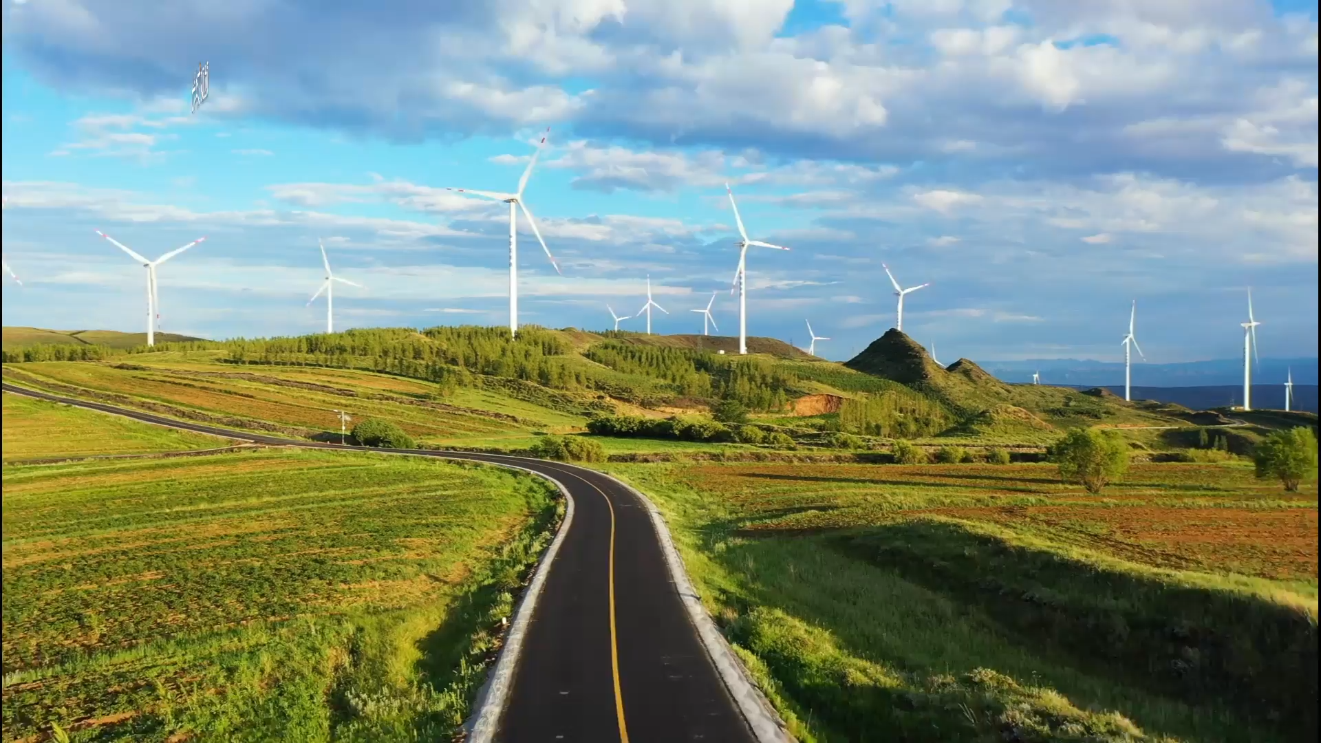 带上风景丨草原天路 千里坝头画廊-张家口频道-长城网