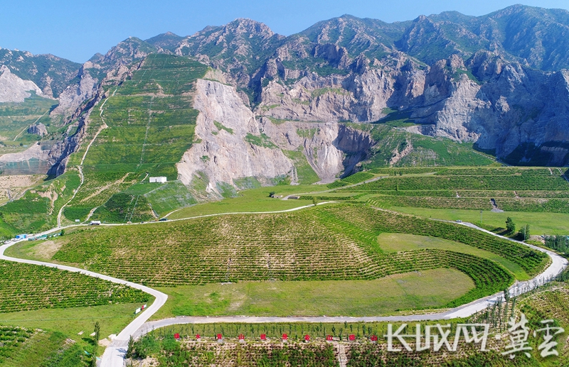 通讯员 孙慧军 摄怀来县北部矿山治理区域.通讯员 孙慧军 摄