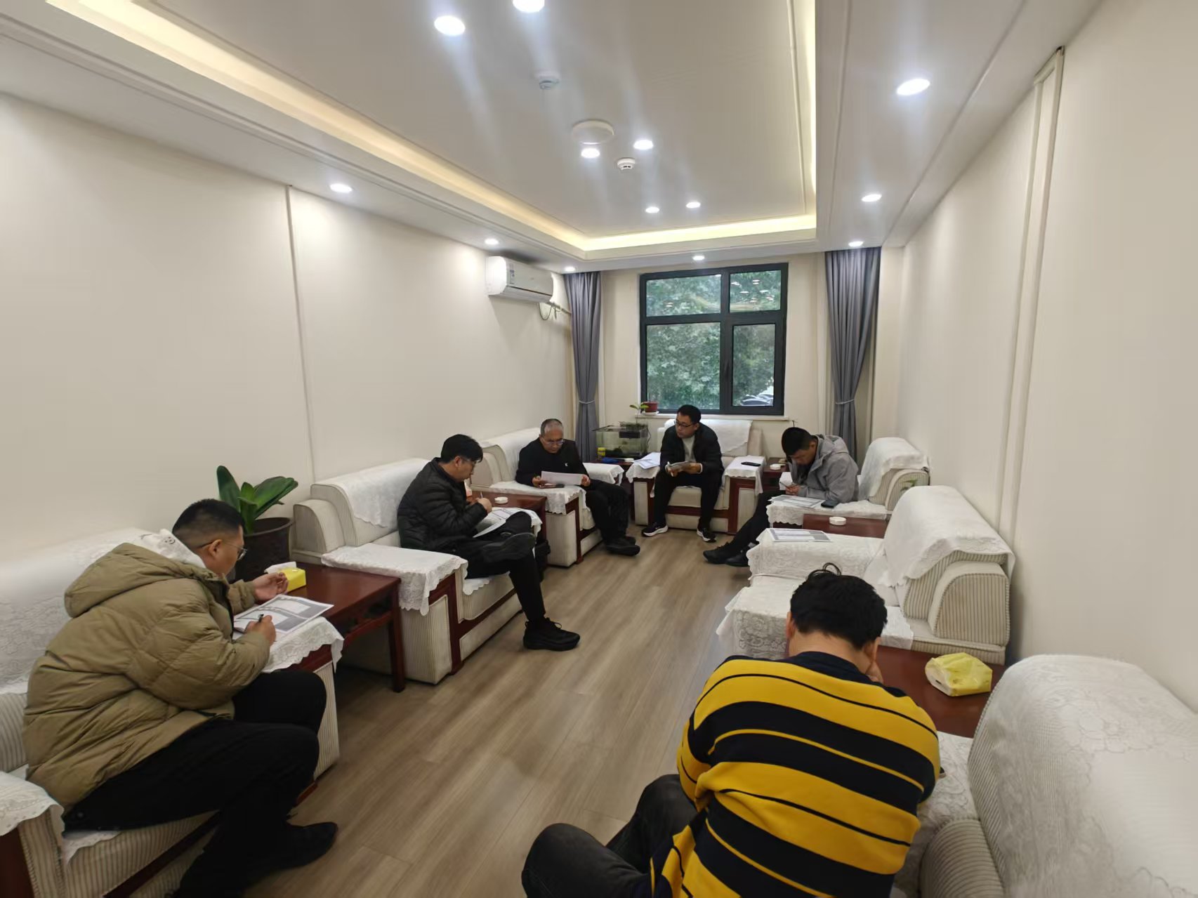 微信图片_20251105160001_1425_217