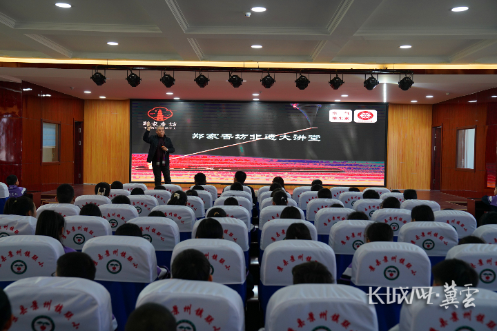 衡水景县尜尔夫文化体验活动走进景州镇联小