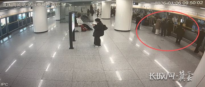 7c44532019904549f9465325b0dd3d86