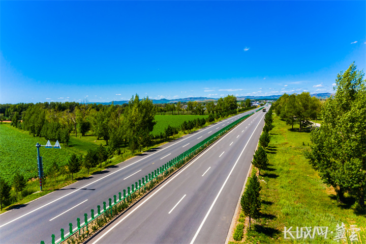 G615一级路中央分隔带设置缆索护栏