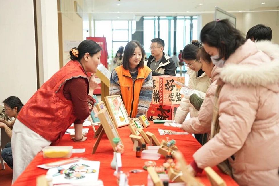 书香满馆年味浓！雄安图书馆打造文化过年新体验