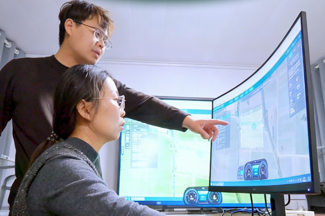 百姓看联播丨2000亩麦田有了“大管家”