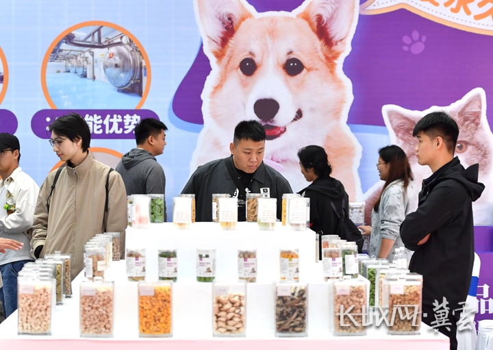 aa894b92b12649aeaae3985f0aa73660_副本