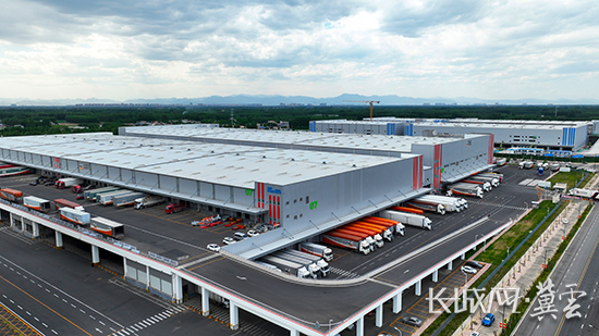 申通快递·北方总部基地。长城网·冀云客户端记者 张伟 摄