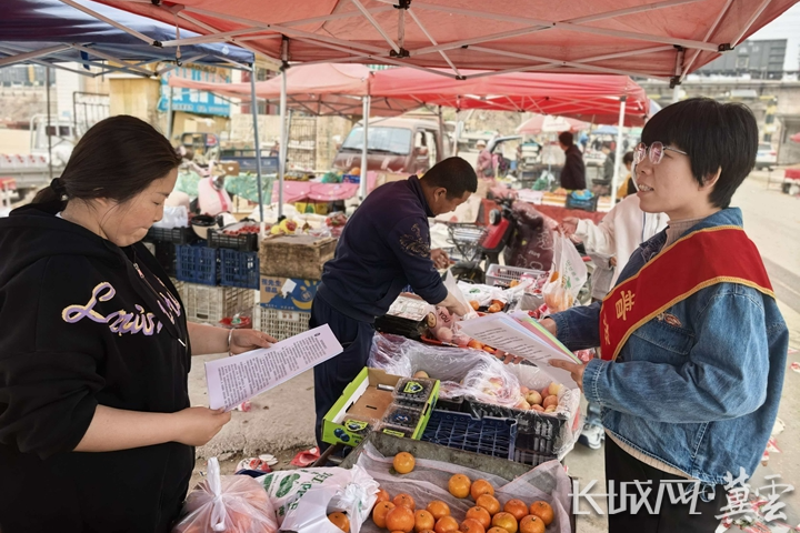 唐山迁西：普法赶大集 法治暖民心