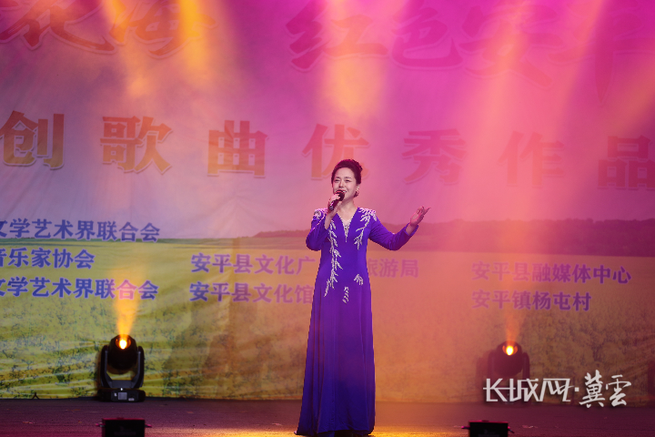 衡水市原创歌曲优秀作品展演亮相安平油菜花海