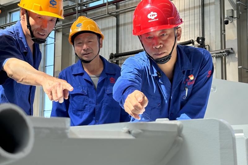​追光·两优一先 | 祁峰：29载淬炼 车床上打磨工匠初心
