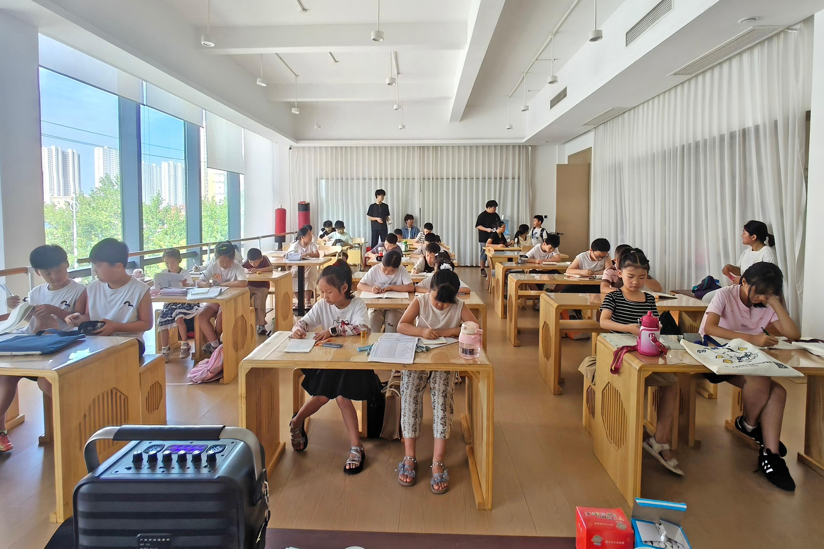 定州：一城多阵地 托稳多彩假期