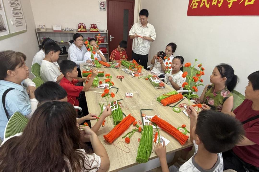 冀州区：暑期童趣手工课 扭出“柿柿如意”好寓意