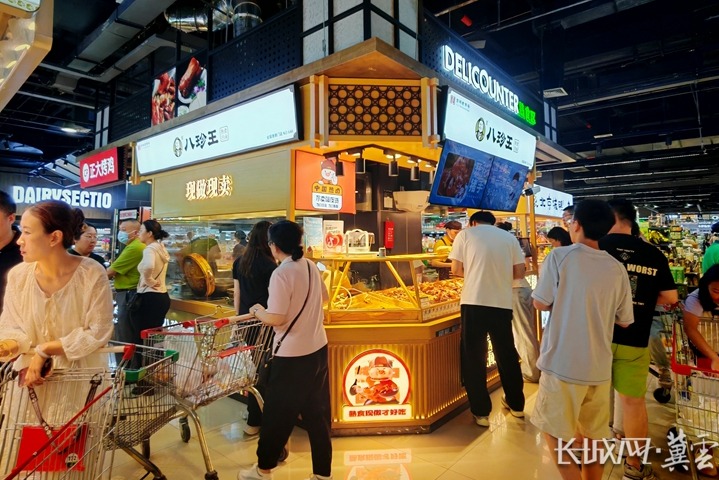 焕新开业！石家庄裕华信誉楼解锁多元品质生活