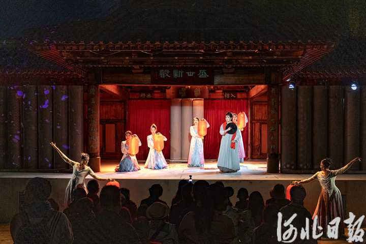 看夜演逛夜市，越“夜”越精彩